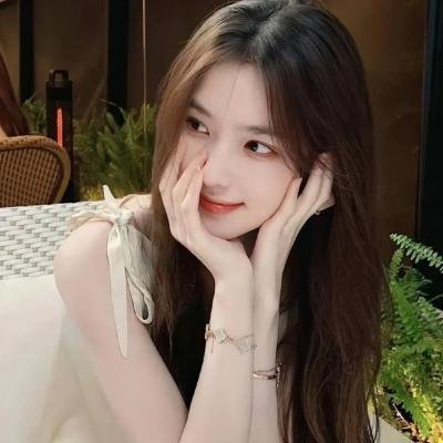 乘风而上的她